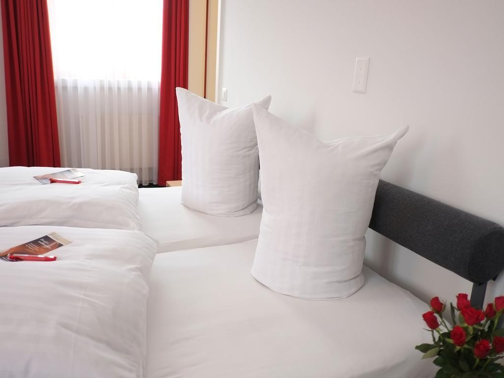 ארבון Hotel Brauerei Frohsinn חדר תמונה